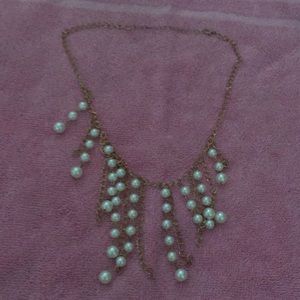 Gold and pearl necklace